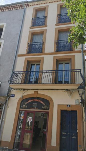 CONFORTABLE APPART 1er Etage Centre ville NETFLIX